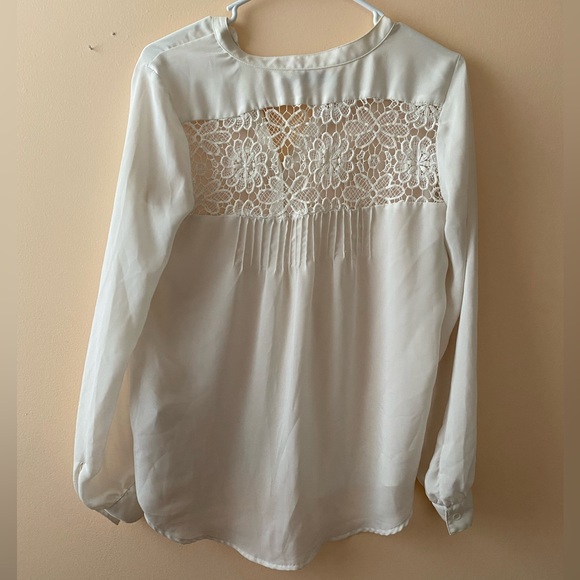 Lauren Conrad White Button Down Blouse Size S - Picture 5 of 6